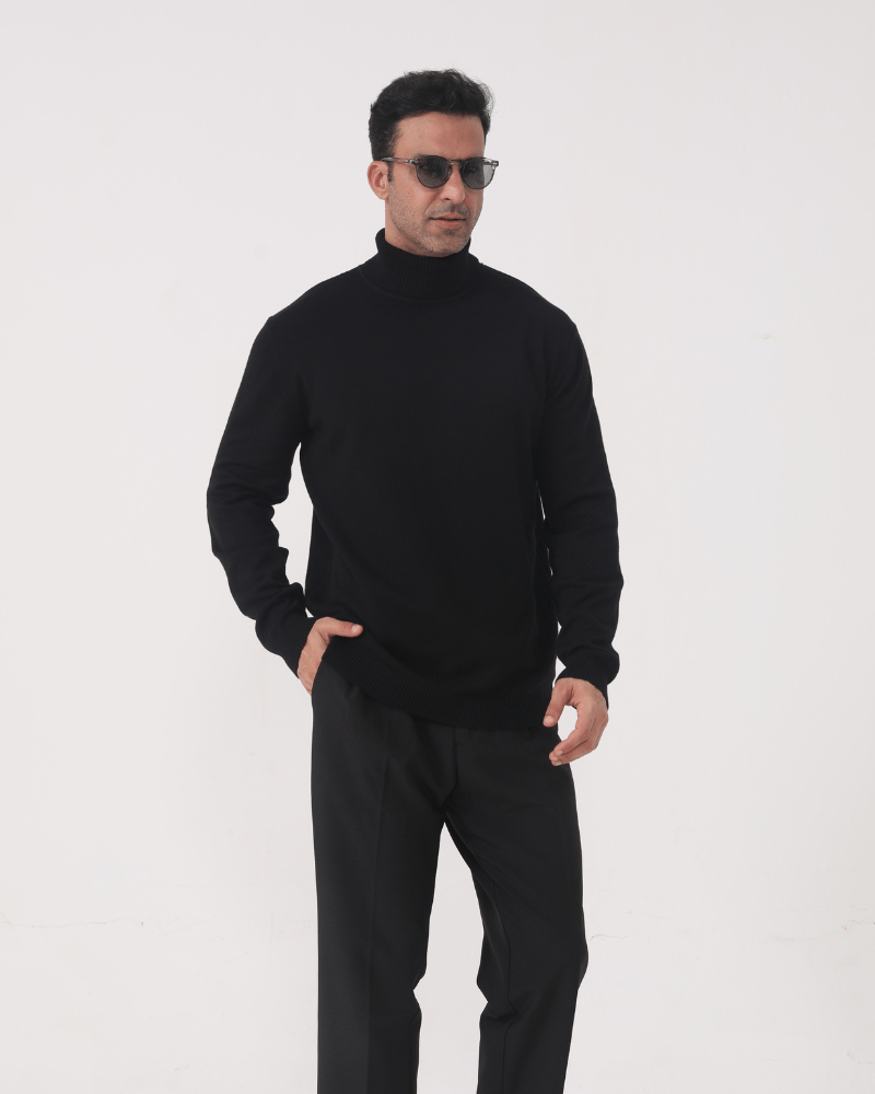 Agata – Schmal geschnittener Herren-Rollkragenpullover aus Feinstrick