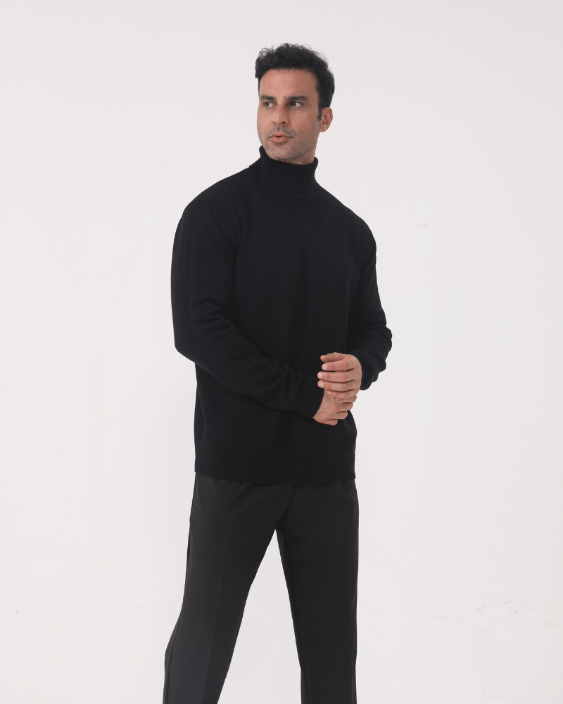 Agata – Schmal geschnittener Herren-Rollkragenpullover aus Feinstrick