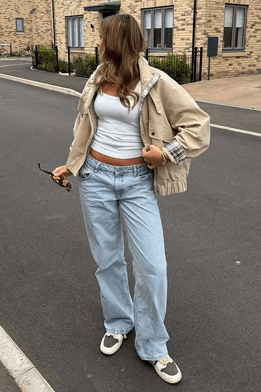 Lässige Stehkragenjacke mit Knopfleiste