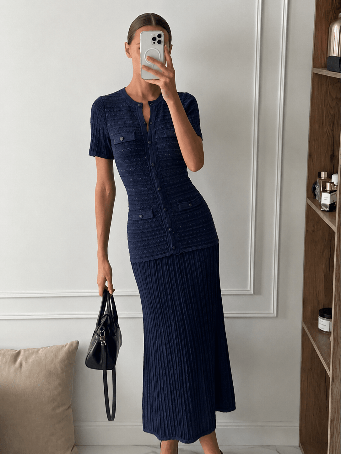 Miriam – tailliertes, geripptes Strick-Maxikleid