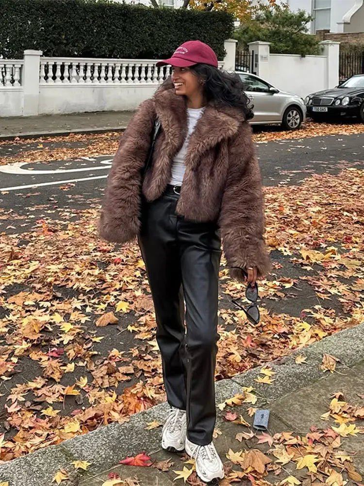 Kuscheliger Plüsch-Faux-Fur-Mantel