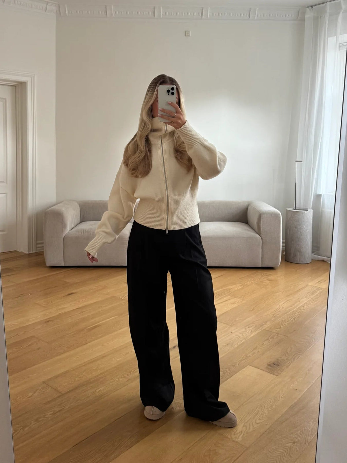 OLANE Double Zip Cropped Knit Cardigan WhiteSCardigan