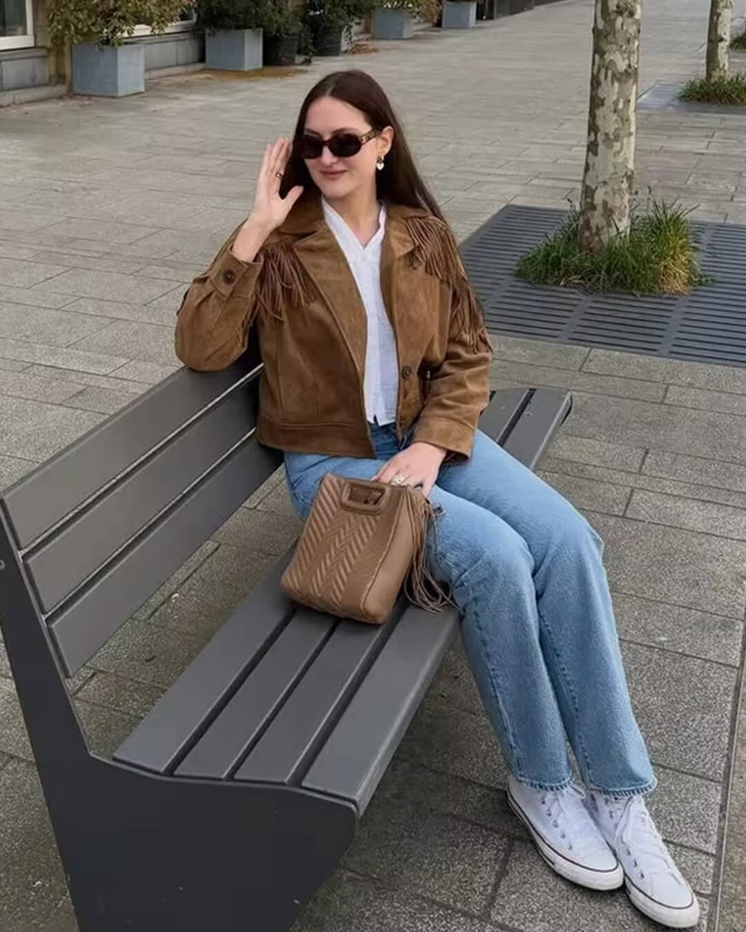 Kurze Jacke aus Wildlederimitat mit Revers