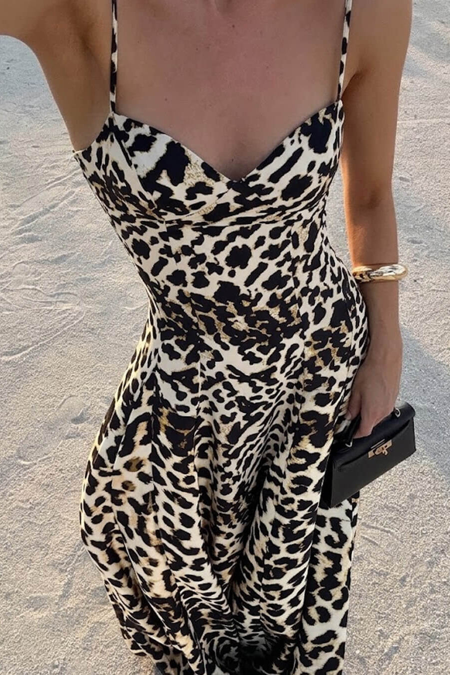 Fiona – Leopardenmuster Spaghettiträger Maxi-Kleid