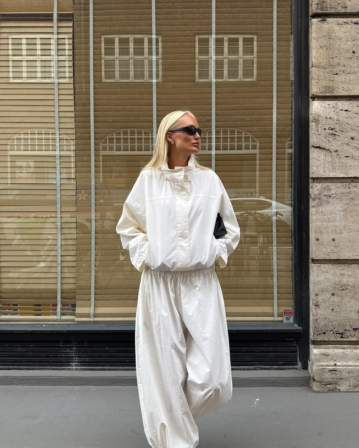 Windjacke mit hohem Kragen