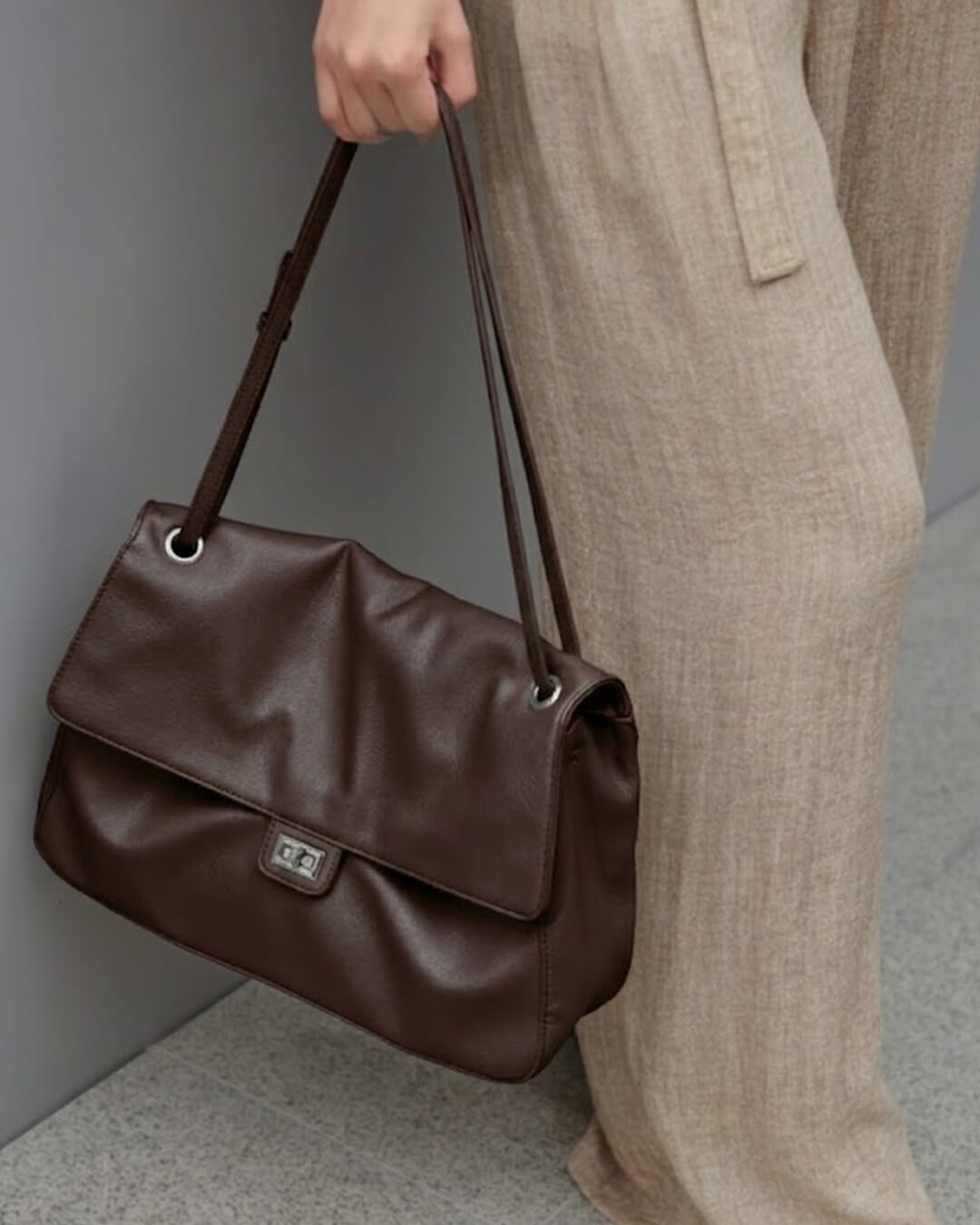 OLANE Leather Flap Maxi Shoulder Bag Brown32x9x22 cmWomen's Handbags