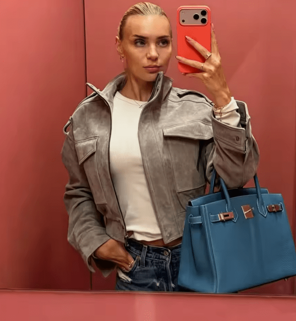 Kurze Jacke aus Wildlederimitat mit Stehkragen