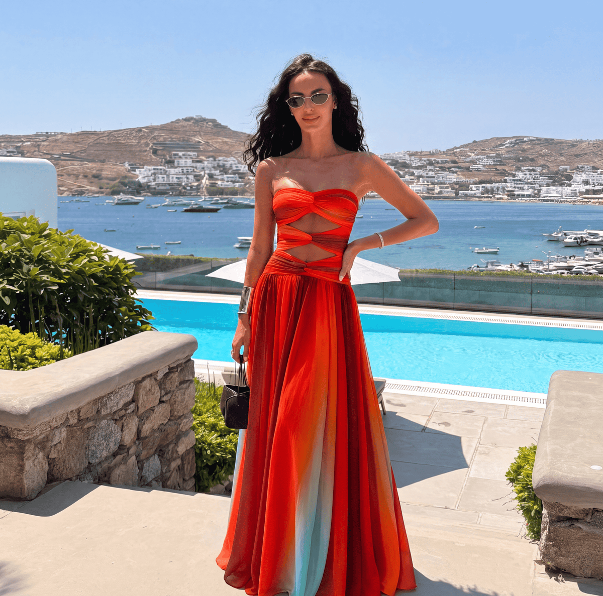 Trägerloses Maxi-Kleid mit vorderem Knoten