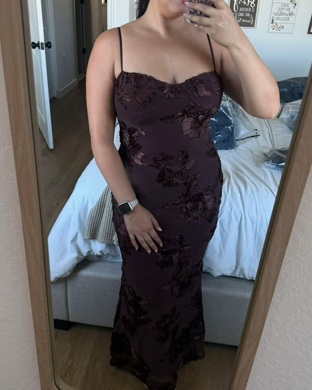 Julie Bodycon Applikation Rückenknoten Abendkleid