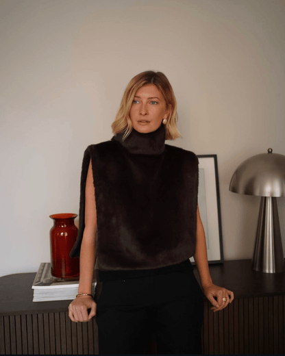 OLANE Cropped Faux Fur Turtleneck Vest BrownMWomen's Coats & Jackets