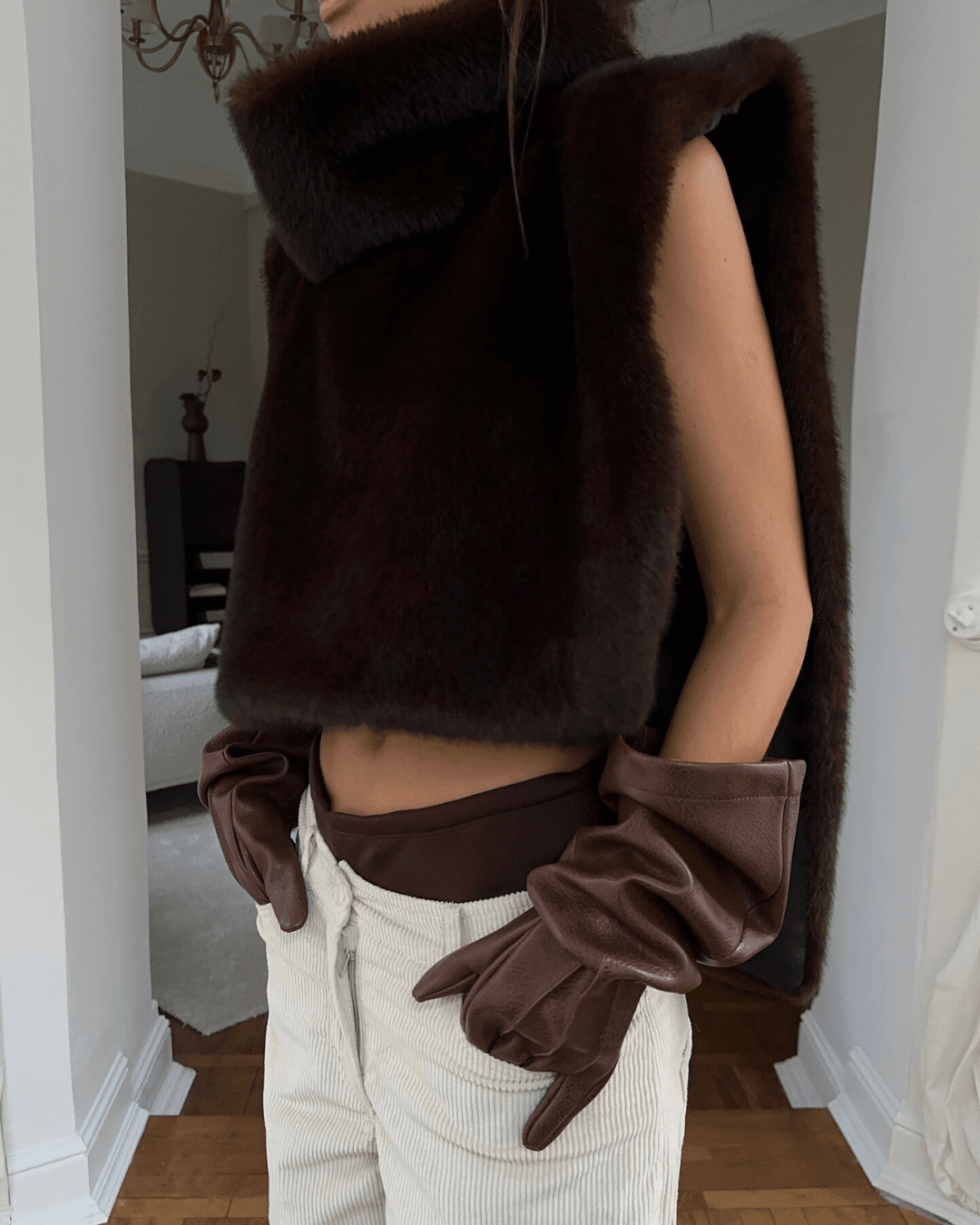 OLANE Cropped Faux Fur Turtleneck Vest BrownMWomen's Coats & Jackets