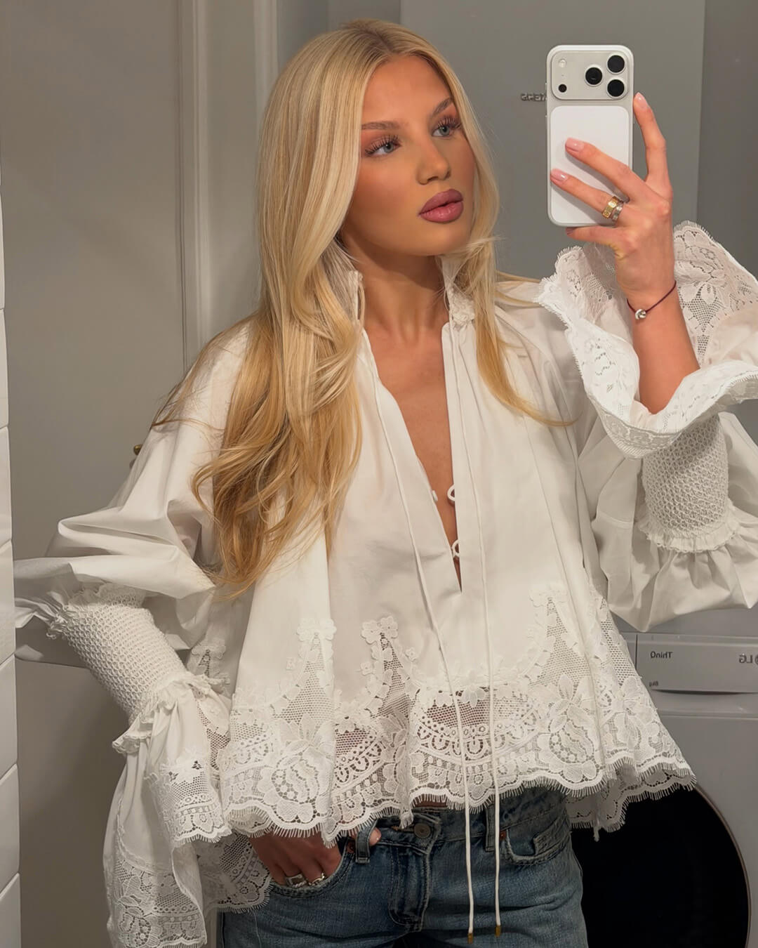 OLANE Long Sleeve Lace Trim Embroidered Blouse XSWomen’s Tops
