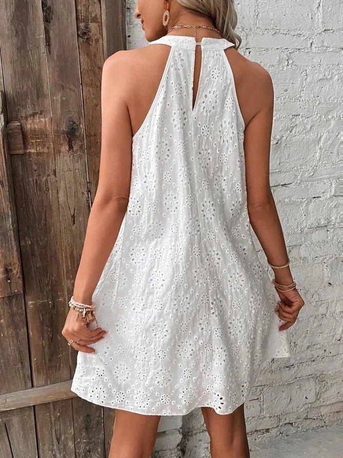 Nicole – Besticktes Boho-Minikleid mit Lochmuster