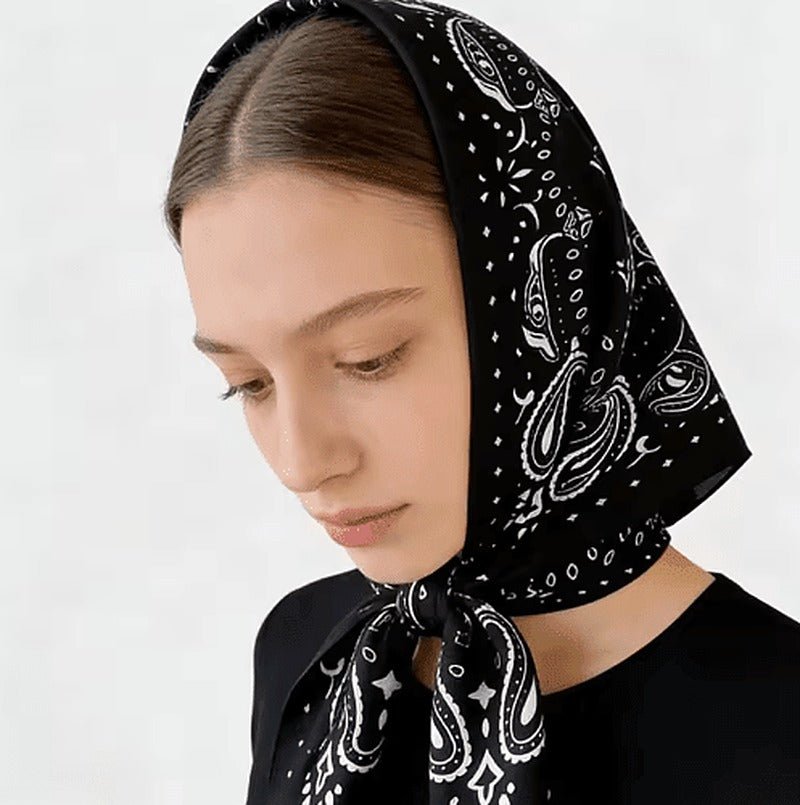 Rachel – leichter Paisley-Strick-Bandana-Schal