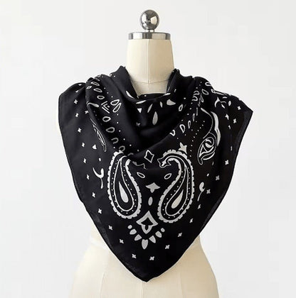 OLANE Rachel Lightweight Paisley Knitted Bandana Scarf BlackOne sizeWomen's Accessories