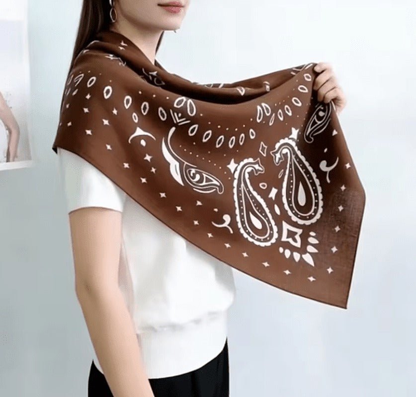 Rachel – leichter Paisley-Strick-Bandana-Schal