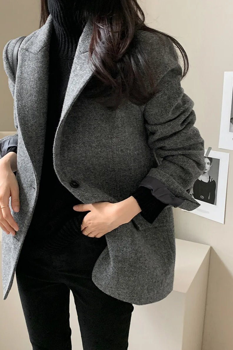 OLANE Relaxed-Fit Lapel Blazer GreyMWomen's Coats & Jackets