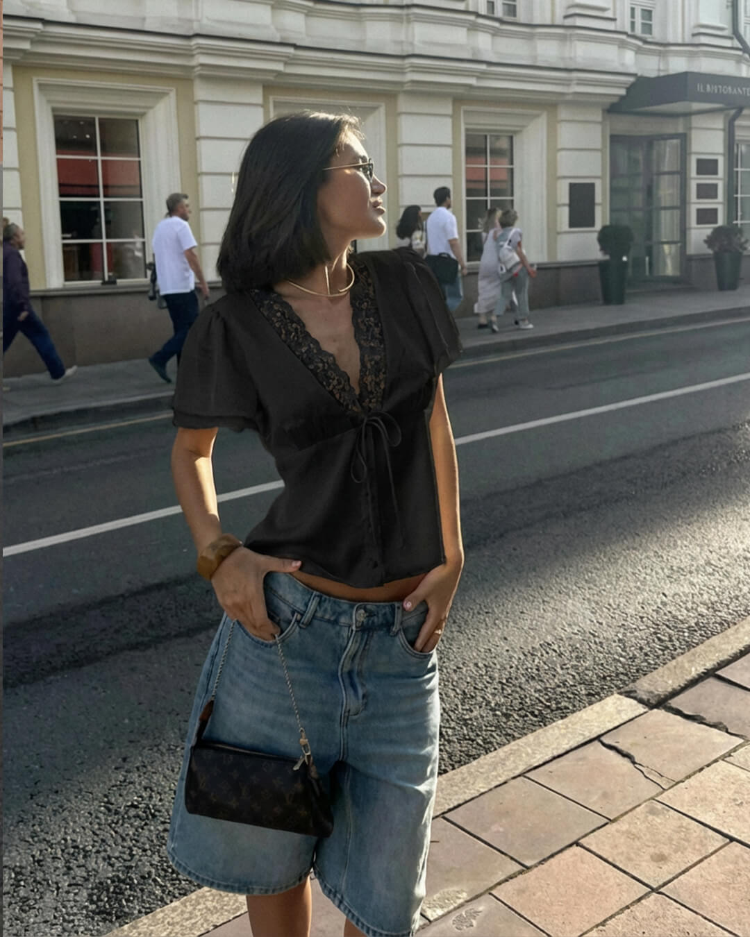 OLANE Rochelle Lace Short Sleeve V - Neck Top BlackMWomen's Tops