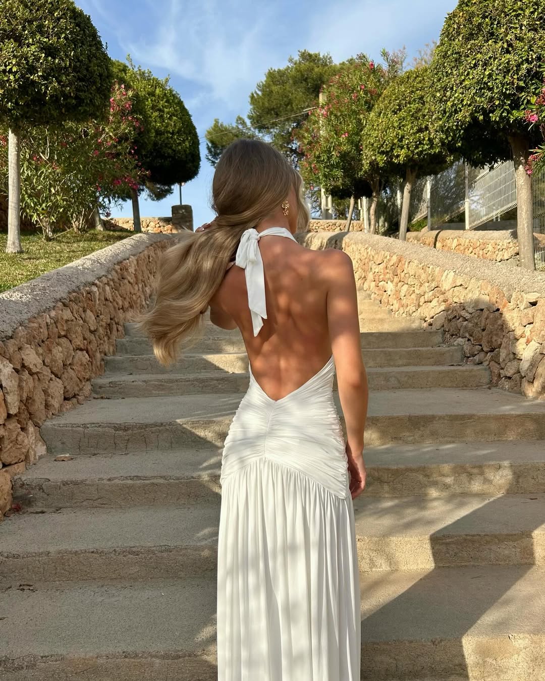 OLANE White Halter Plunge Maxi Dress MWomen's Dresses