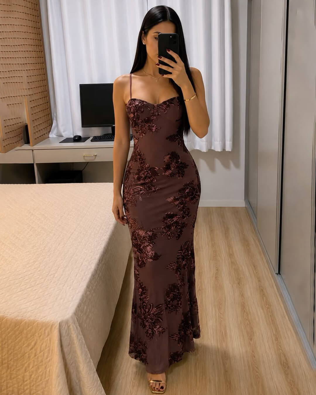 Julie Bodycon Applikation Rückenknoten Abendkleid